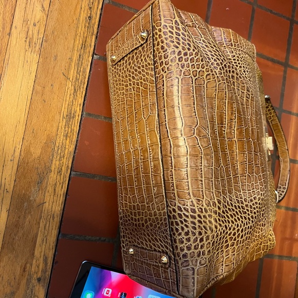 Authentic Fendi Peekaboo bag in good condition - Picture 4 of 7